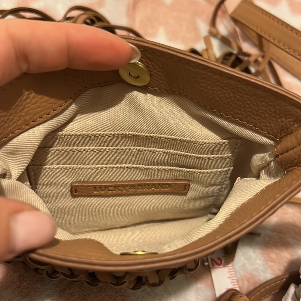 Lucky Brand Tassel crossbody - Picture 9 of 10